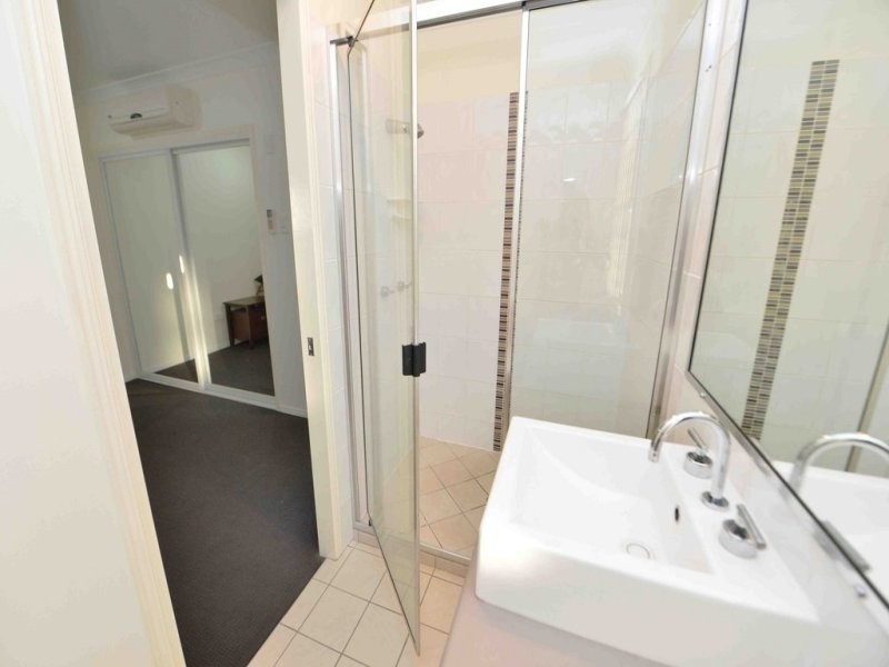 2/57 Barney Street, Barney Point QLD 4680