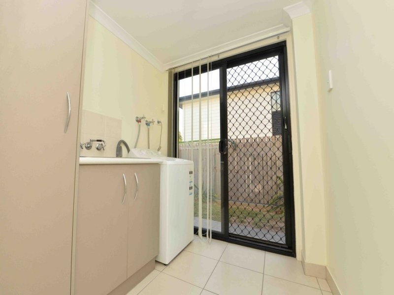 2/57 Barney Street, Barney Point QLD 4680