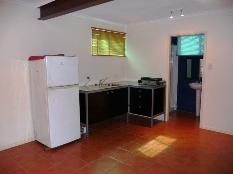 36 Sandpiper Avenue, New Auckland QLD 4680