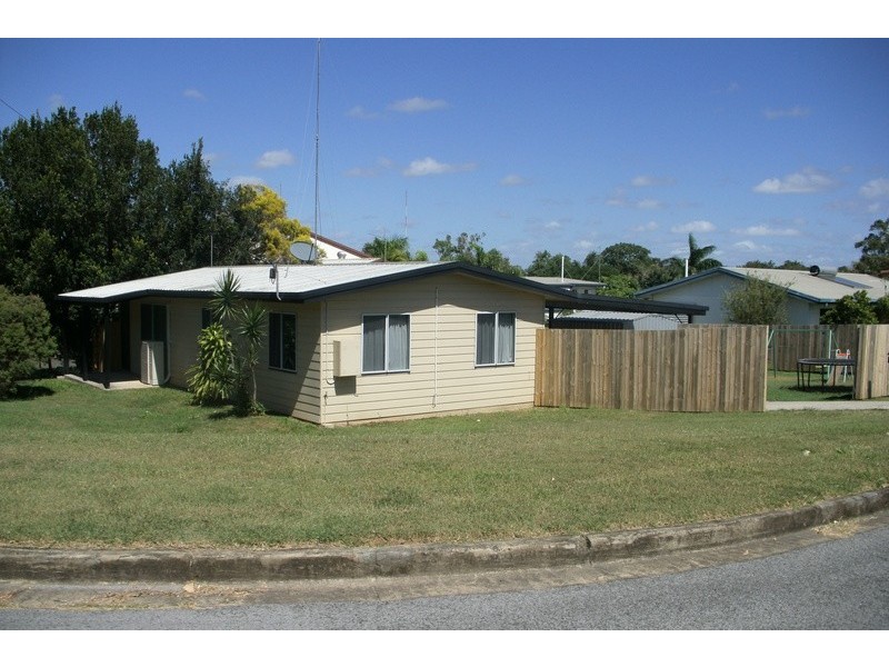 18 Cook Street, West Gladstone QLD 4680