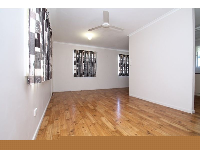 18 Cook Street, West Gladstone QLD 4680