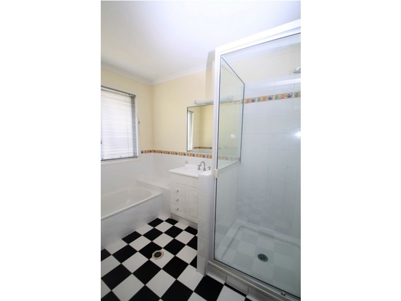 26 Forest Place, South Gladstone QLD 4680