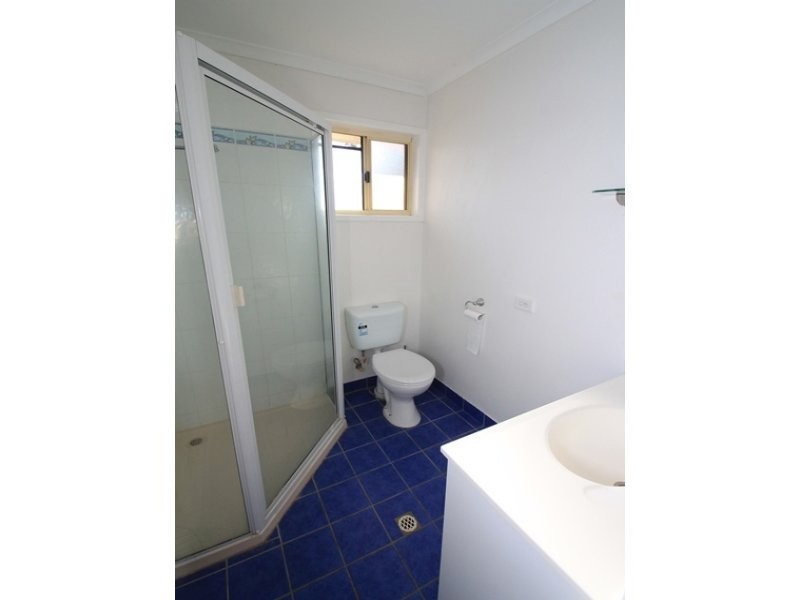 1/38 Marten Street, South Gladstone QLD 4680