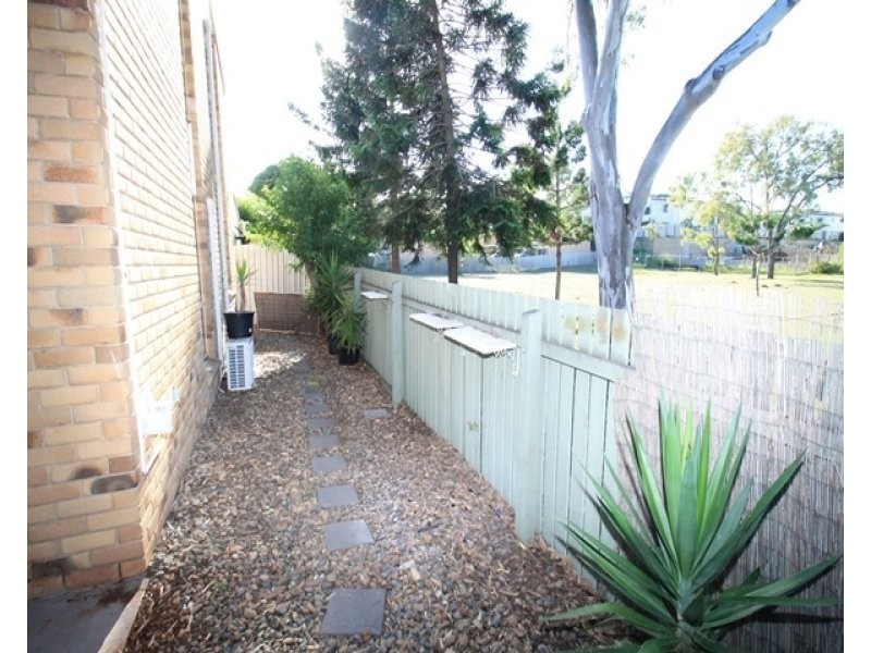 1/38 Marten Street, South Gladstone QLD 4680
