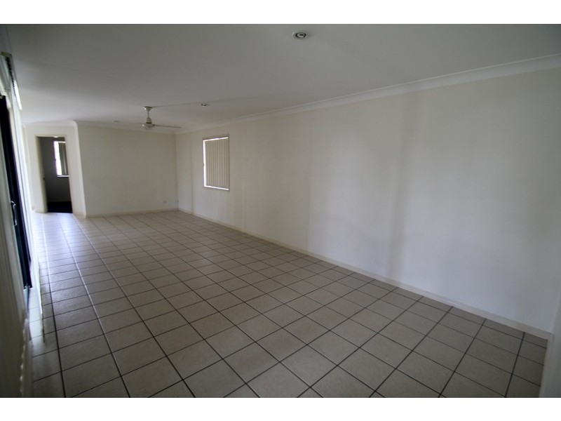 11 CAVELLA DRIVE, Glen Eden QLD 4680