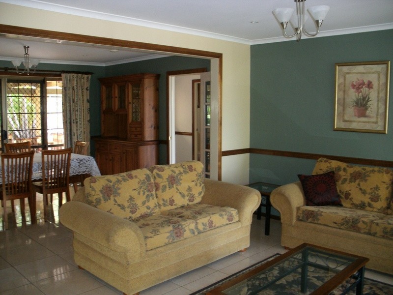 1 CRUSADE COURT, Clinton QLD 4680