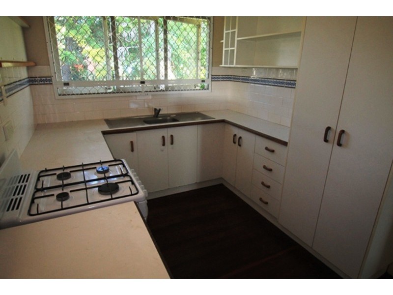 13 MCCRAY STREET, Barney Point QLD 4680