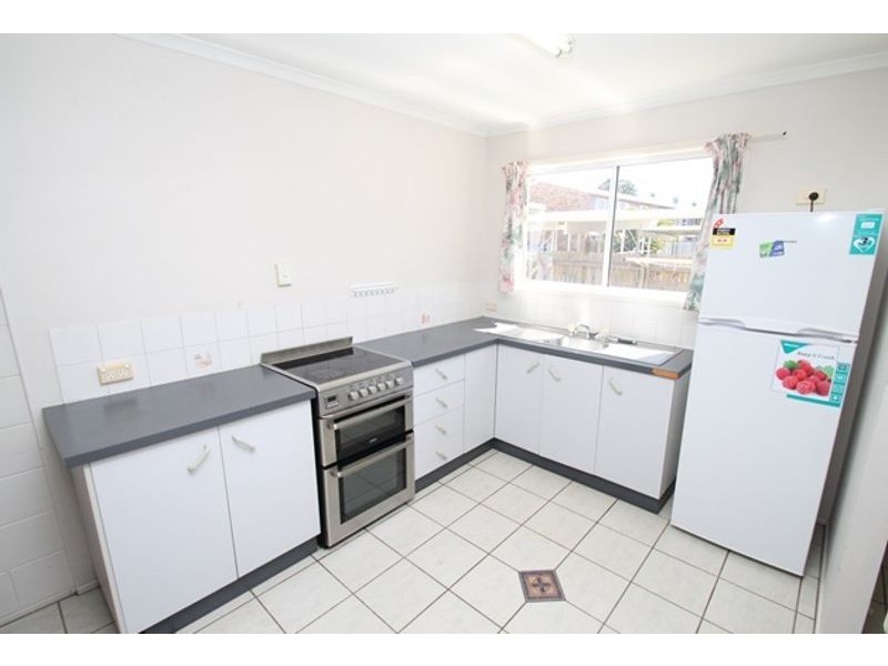 2/37 French Street, South Gladstone QLD 4680