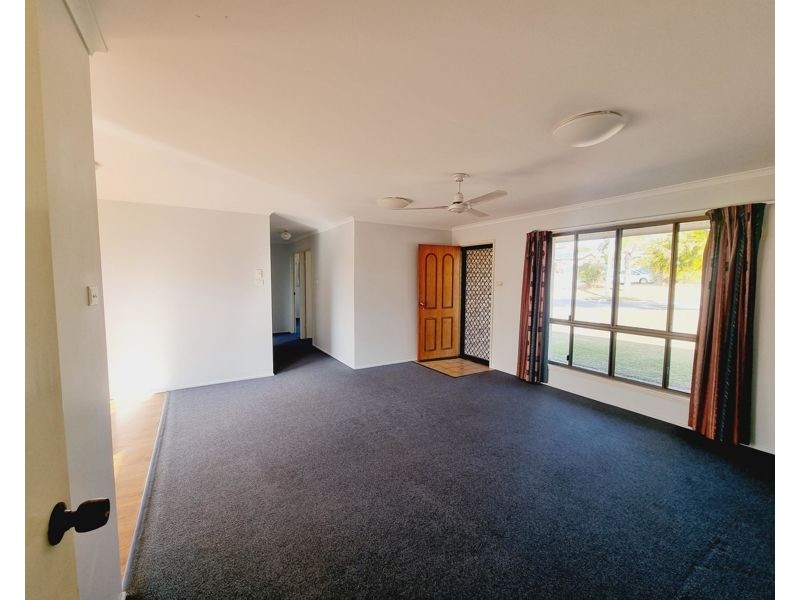 2 Valiant Court, Clinton QLD 4680