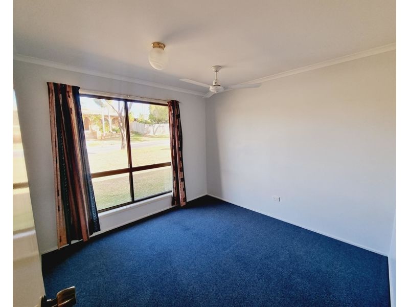 2 Valiant Court, Clinton QLD 4680