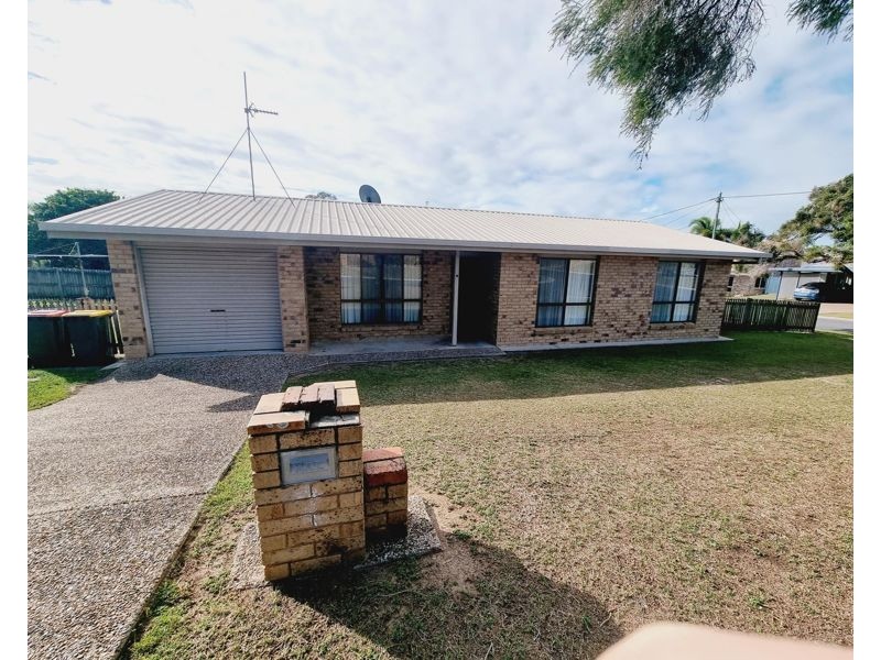 2 Valiant Court, Clinton QLD 4680