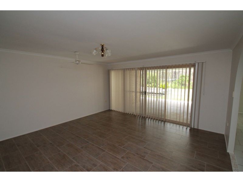 88 J Hickey Avenue, Clinton QLD 4680