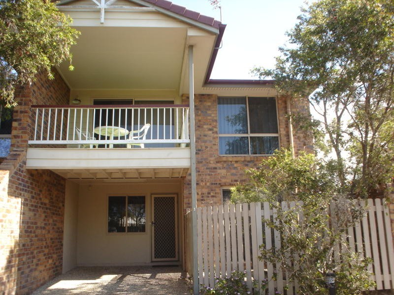 1/46 J Hickey Avenue, Clinton QLD 4680