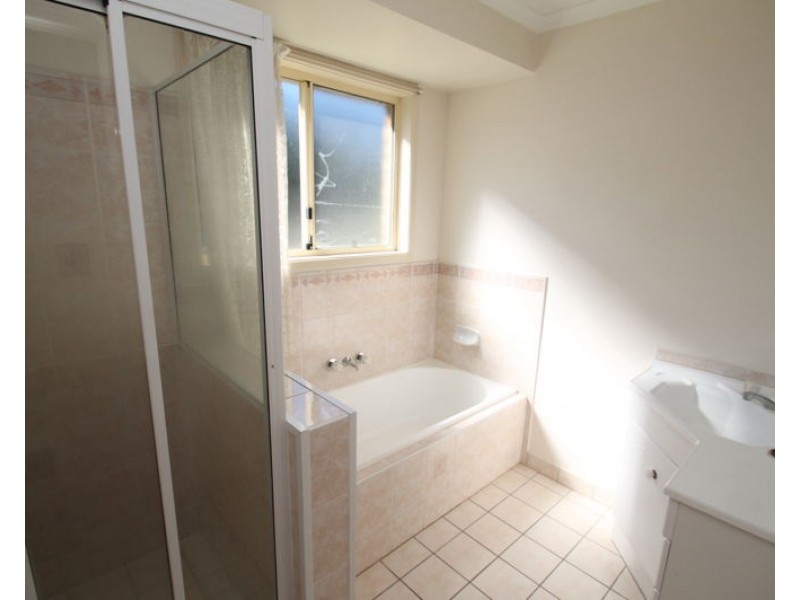 1/16 Sharyn Drive, Gladstone QLD 4680