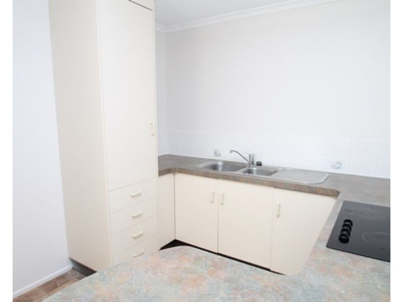 2/16 Sharyn Drive, New Auckland QLD 4680