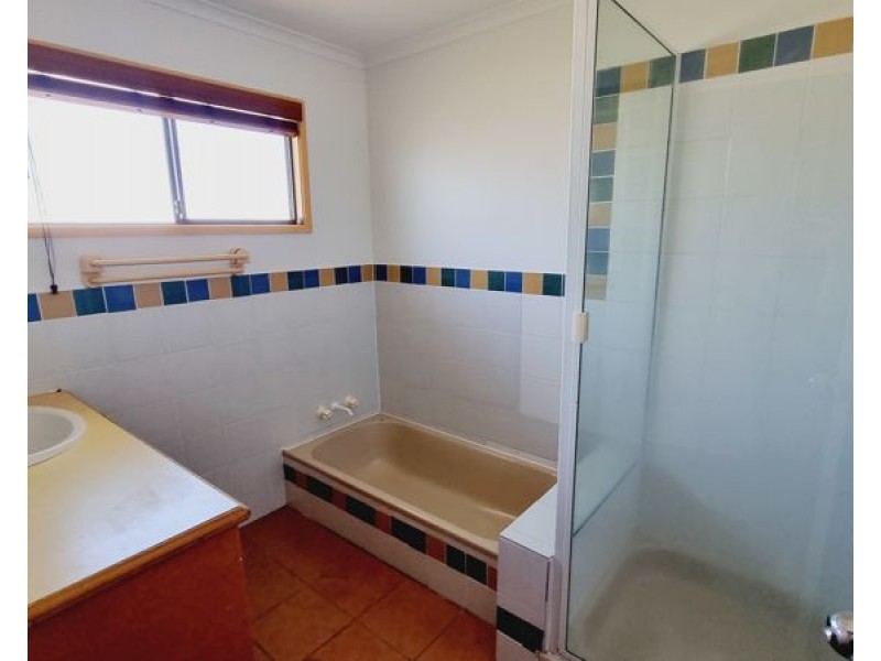3 Moruya Street, Clinton QLD 4680