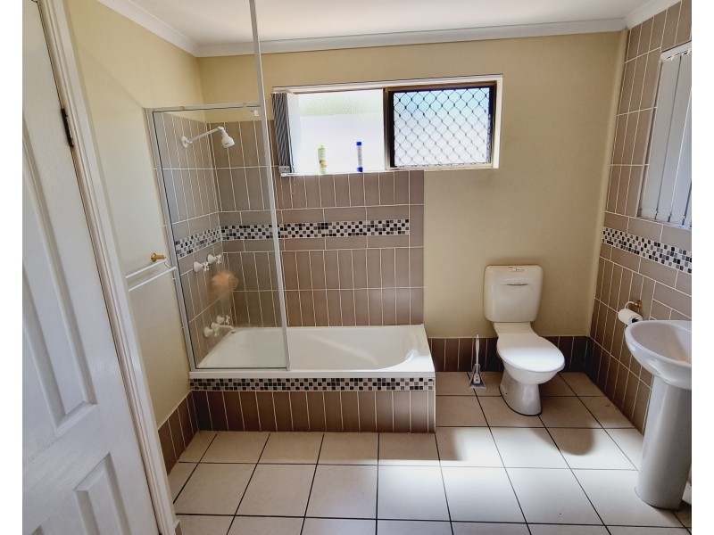 3 Moruya Street, Clinton QLD 4680