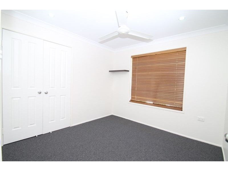 12 Karamea Close, Clinton QLD 4680