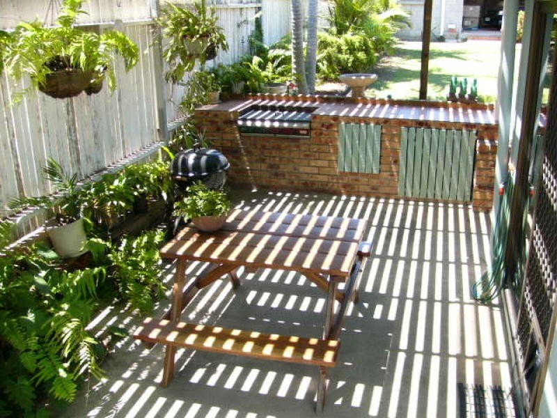 1A The Esplanade, Barney Point QLD 4680