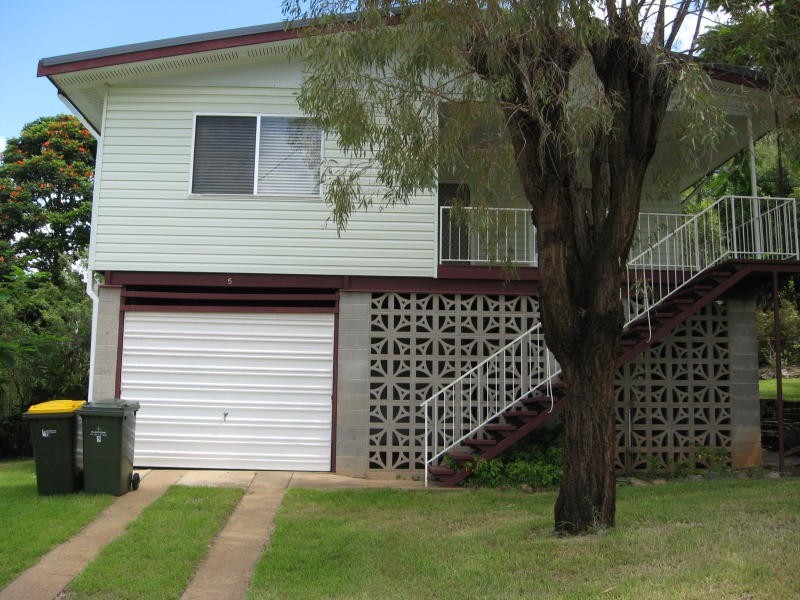 5 Burrows Street, West Gladstone QLD 4680