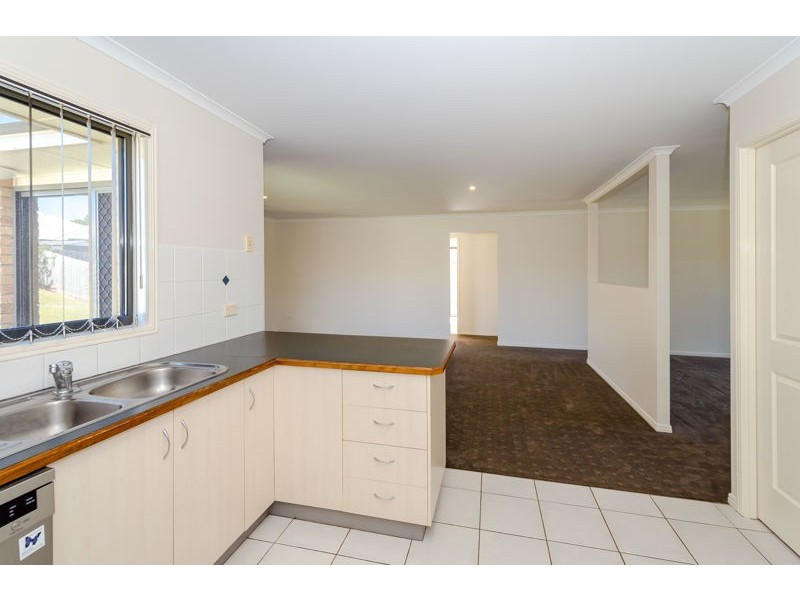 34 Skyline Drive, New Auckland QLD 4680