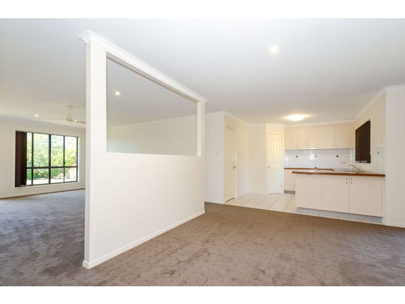 34 Skyline Drive, New Auckland QLD 4680