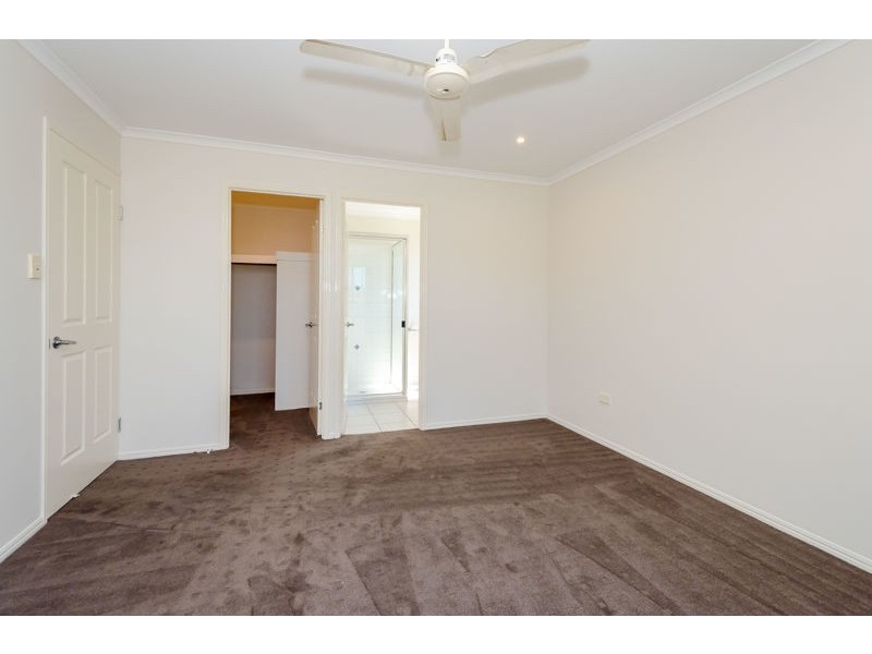 34 Skyline Drive, New Auckland QLD 4680