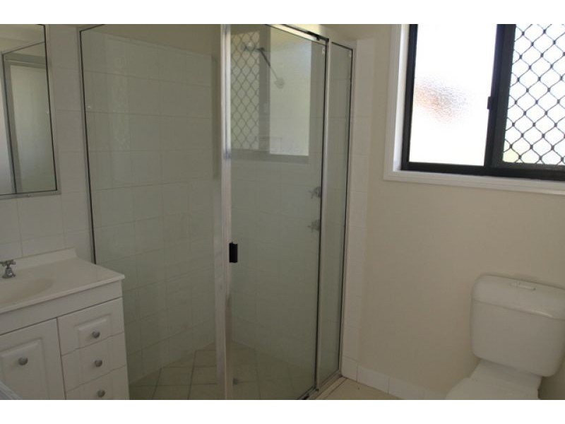 52 Col Brown Avenue, Clinton QLD 4680