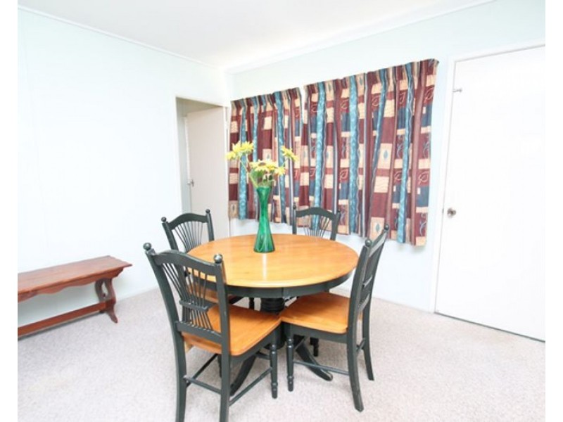 2/17 Smith Street, West Gladstone QLD 4680