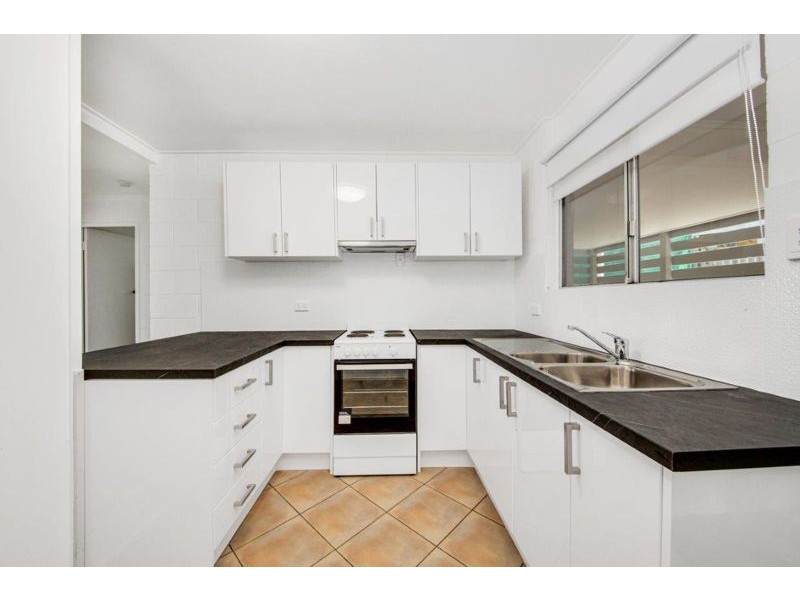 2/17 Ballantine Street, Clinton QLD 4680