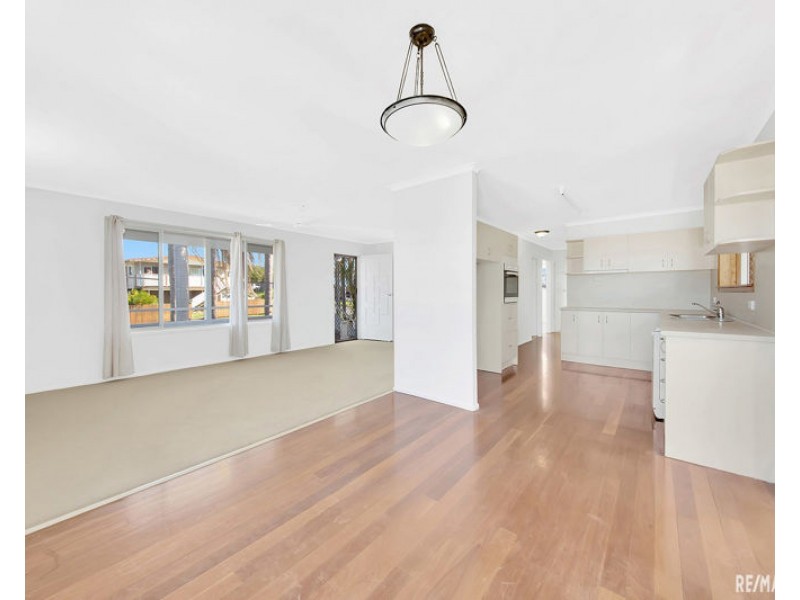 15 Campbell Street, Clinton QLD 4680