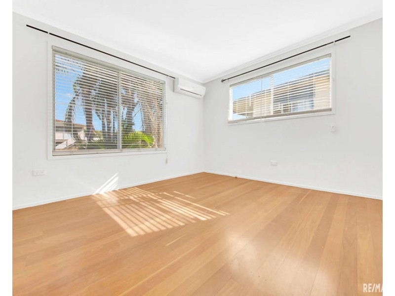 15 Campbell Street, Clinton QLD 4680