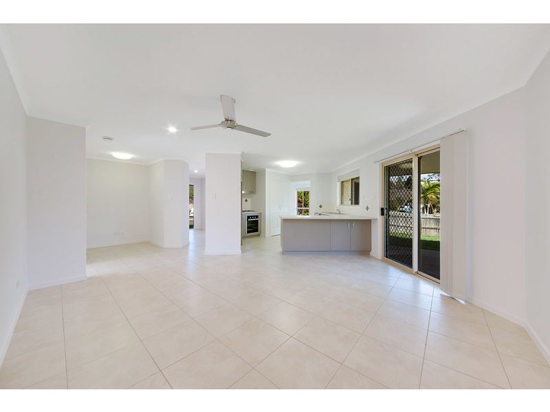 36 Skyline Drive, New Auckland QLD 4680