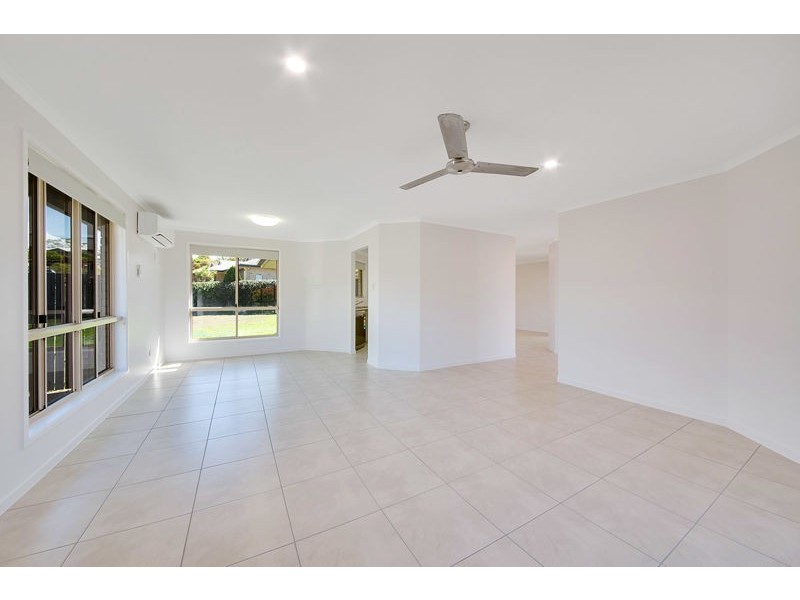 36 Skyline Drive, New Auckland QLD 4680