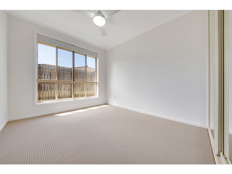 36 Skyline Drive, New Auckland QLD 4680