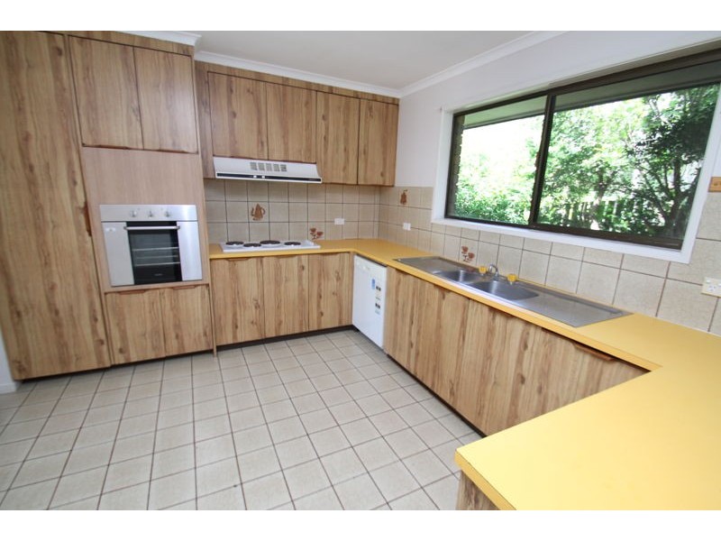 4 Gretel Drive, Clinton QLD 4680