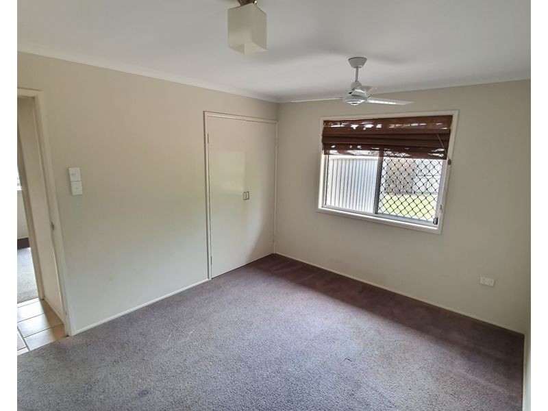 3 Fairbairn Place, Clinton QLD 4680