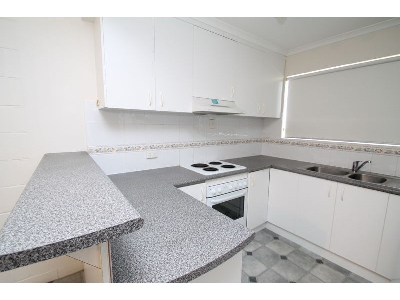 3/37 J Hickey Avenue, Clinton QLD 4680