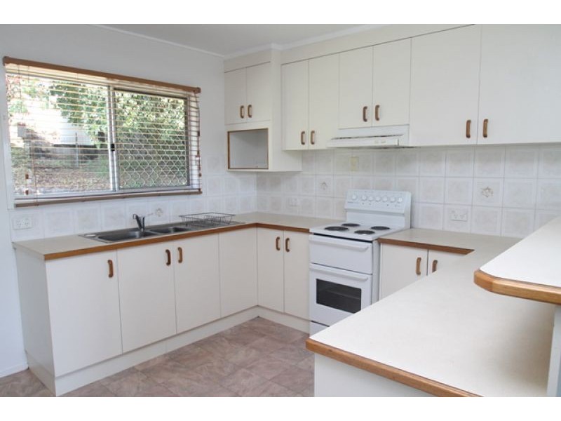 4 Twin Street, Sun Valley QLD 4680