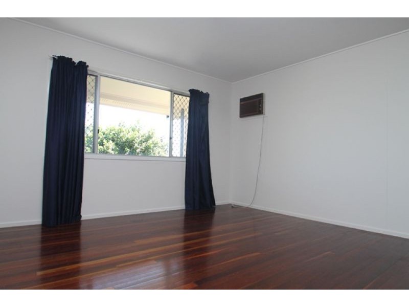 4 Twin Street, Sun Valley QLD 4680