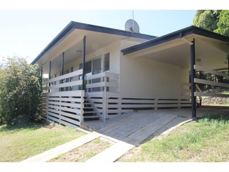 4 Twin Street, Sun Valley QLD 4680