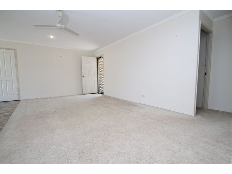 1/63 Penda Avenue, New Auckland QLD 4680