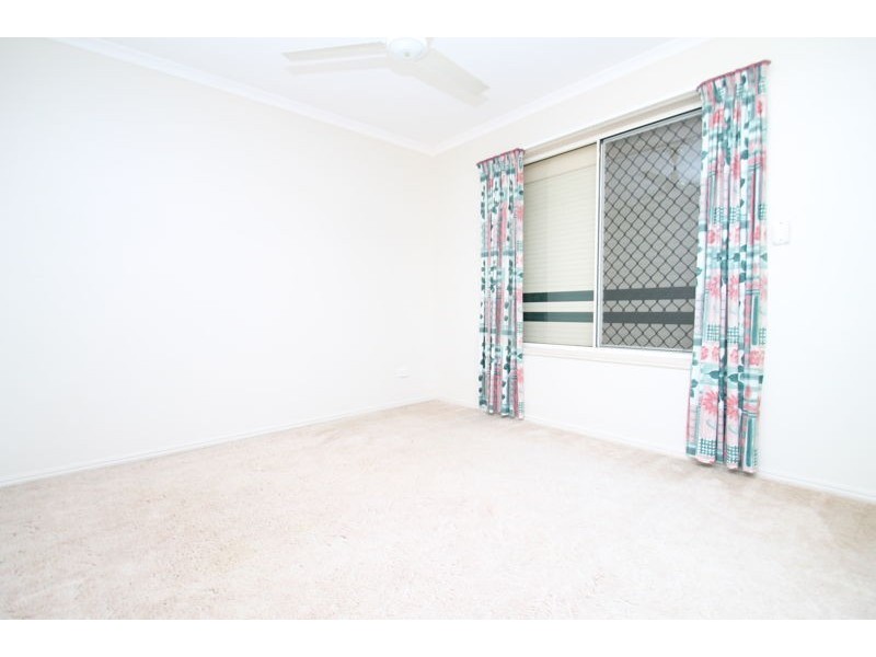 1/63 Penda Avenue, New Auckland QLD 4680