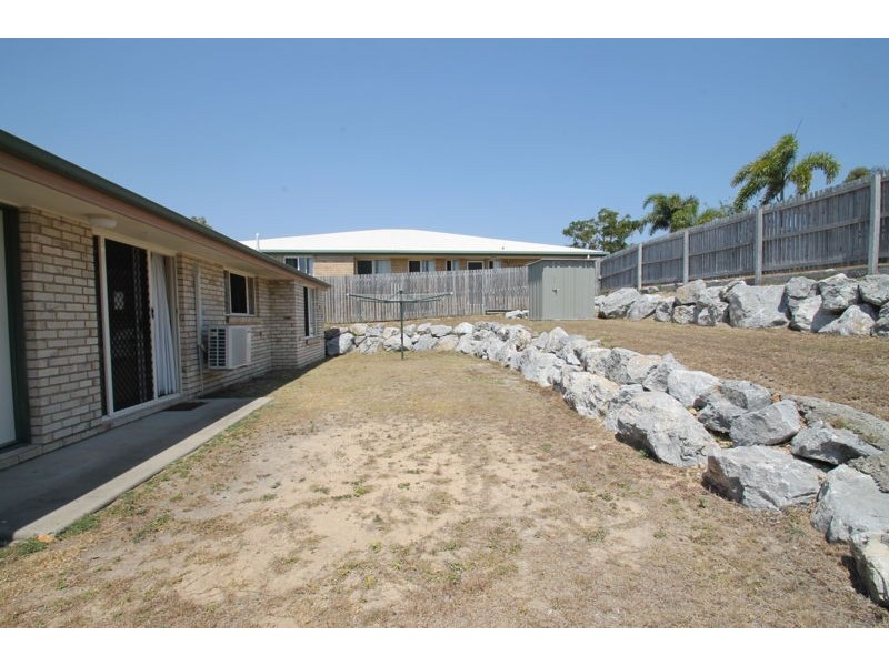 1/63 Penda Avenue, New Auckland QLD 4680