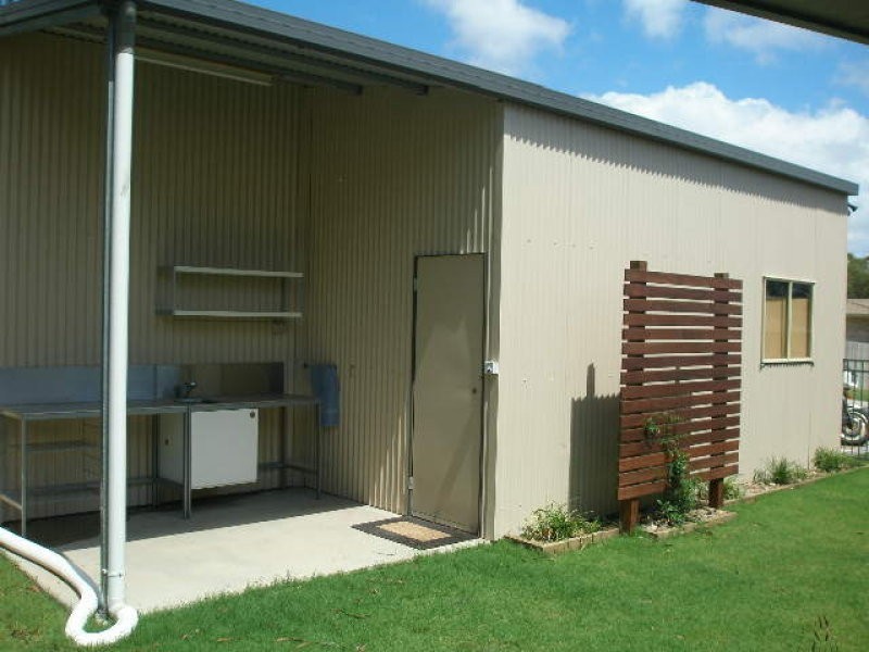 4 Lauren Court, South Gladstone QLD 4680