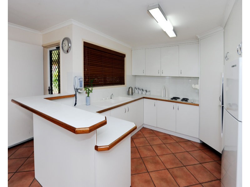 21 Saturn Crescent, Telina QLD 4680