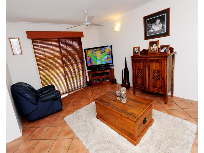 21 Saturn Crescent, Telina QLD 4680