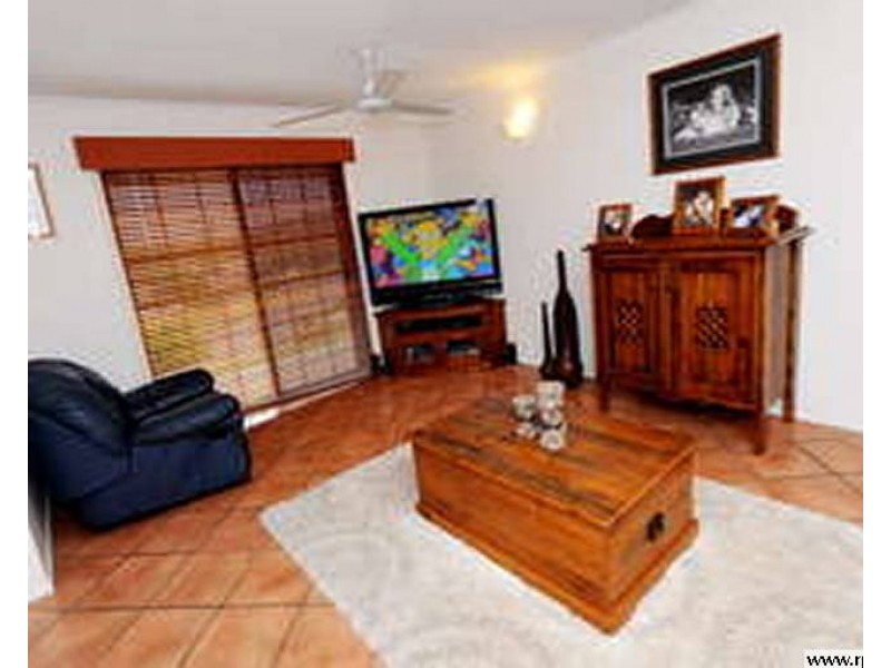 21 Saturn Crescent, Telina QLD 4680