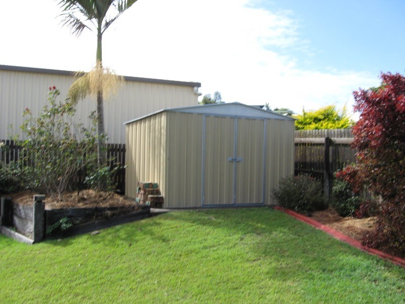 4 Cania Way, Clinton QLD 4680