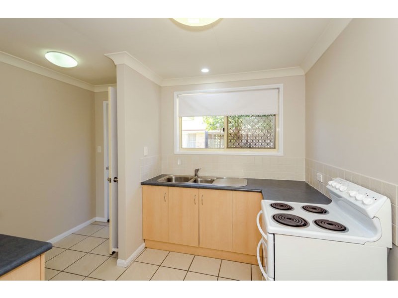 2/23 Shaw Street, New Auckland QLD 4680